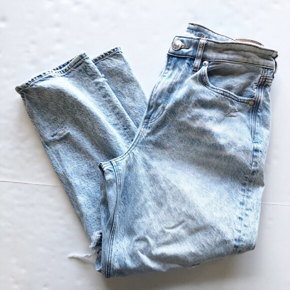 AMERICAN EAGLE 90s Boyfriend Ripped Knee Acid Wash Jeans Womens 4 Short - Picture 2 of 10